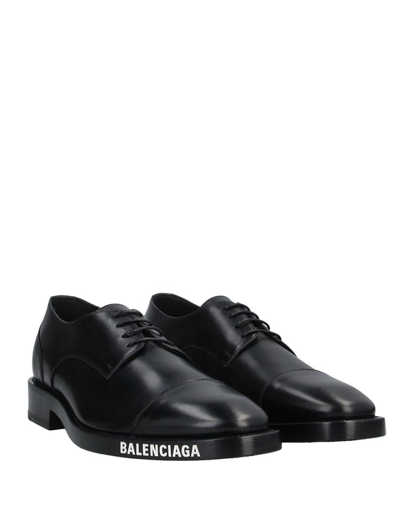 BALENCIAGA