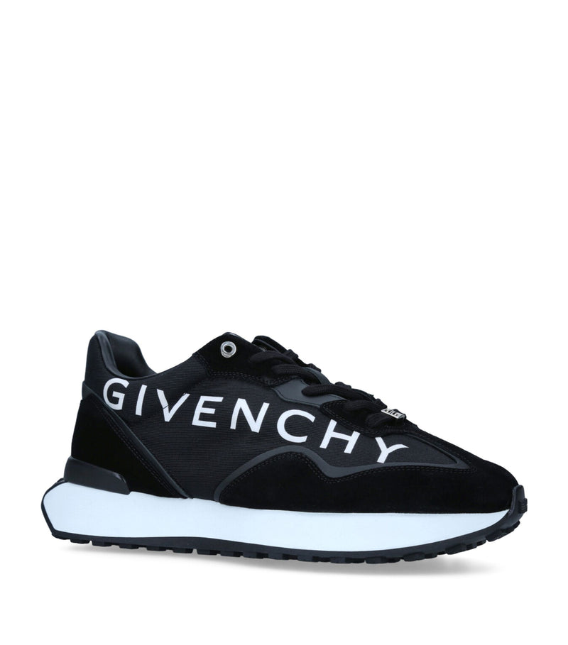 GIV Runner Sneakers